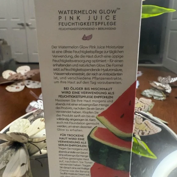 Glow Recipe Watermelon Glow Pink Juice Moisturizer - Hydrating & Soothing-60ml - Picture 4 of 5